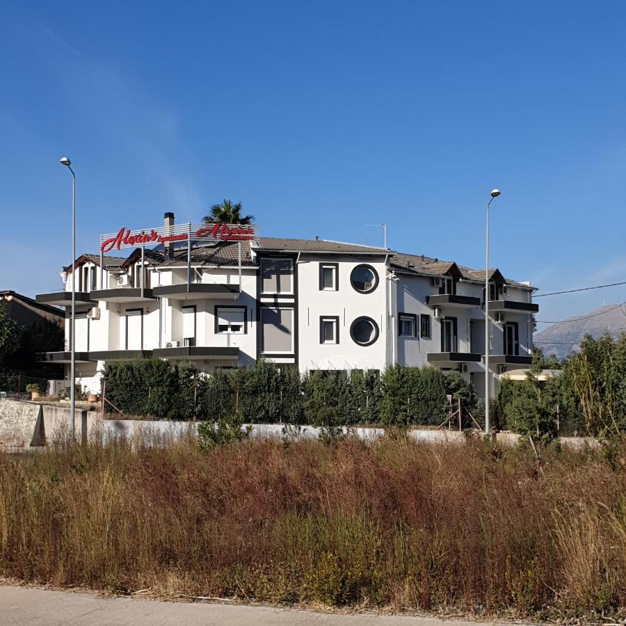 Alexia'S Apartments Рио Экстерьер фото